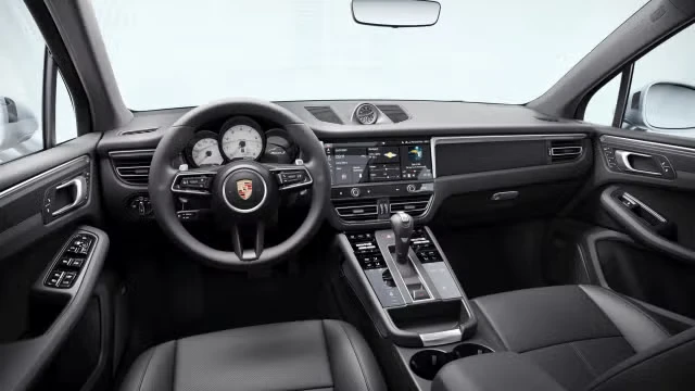 2026 Porsche Macan S - Image 26 of 31