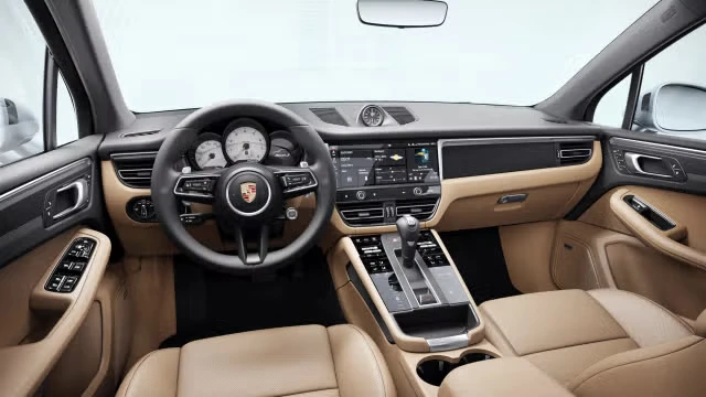 2026 Porsche Macan S - Image 26 of 31