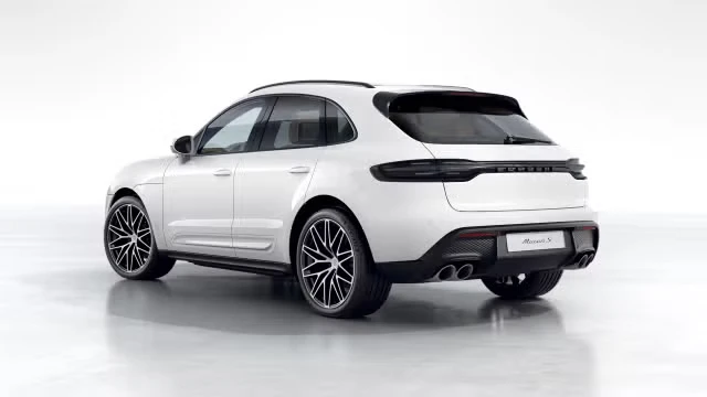 2026 Porsche Macan S - Image 18 of 31