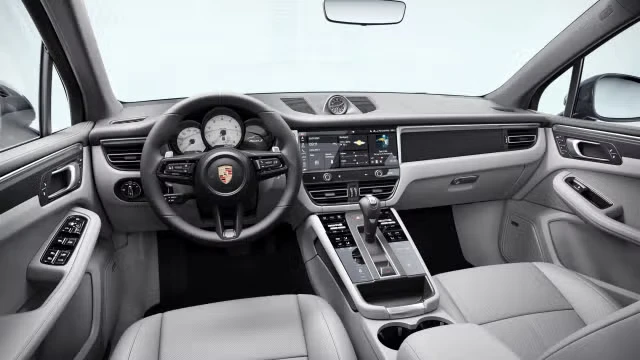 2026 Porsche Macan S - Image 26 of 31