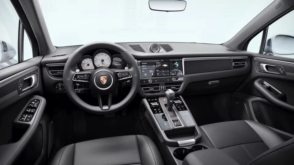2026 Porsche Macan S - Image 27 of 30