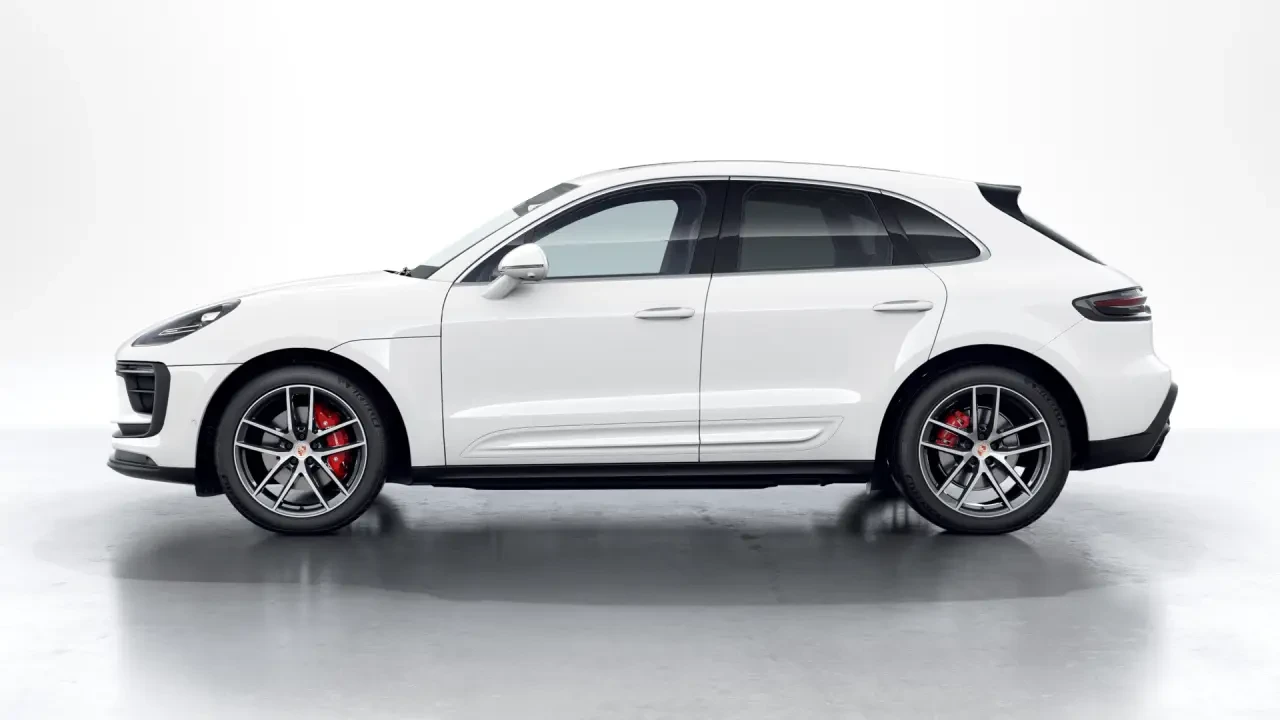 2026 Porsche Macan S - Image 16 of 30