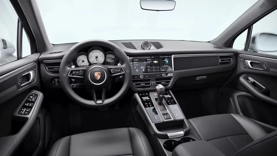 2026 Porsche Macan S - Image 27 of 30