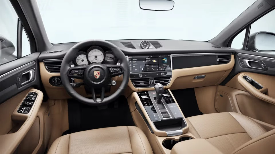 2026 Porsche Macan S - Image 27 of 30