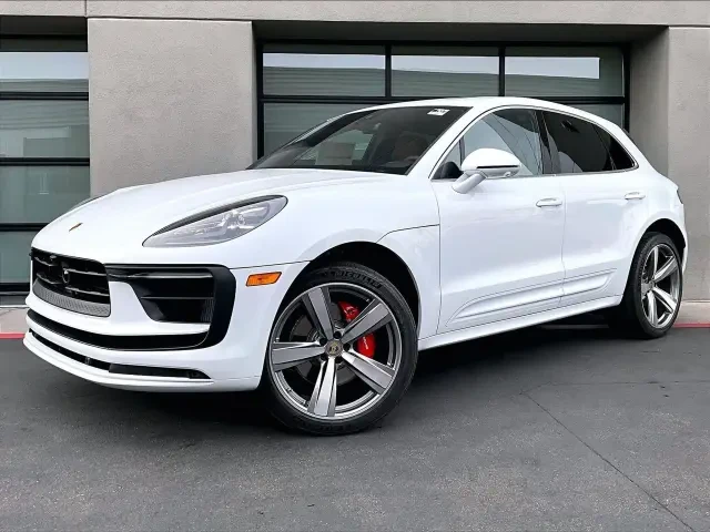 2026 Porsche Macan S - Image 6 of 31