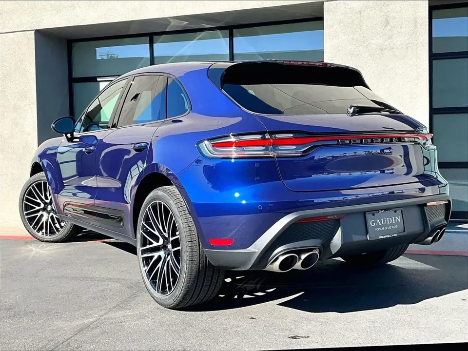 2026 Porsche Macan S - Image 24 of 31