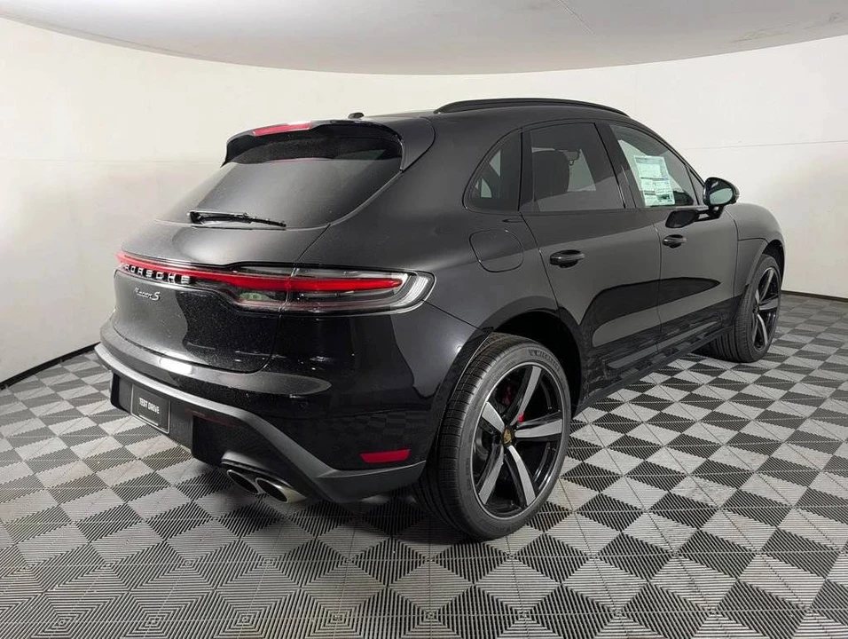2026 Porsche Macan S - Image 5 of 5