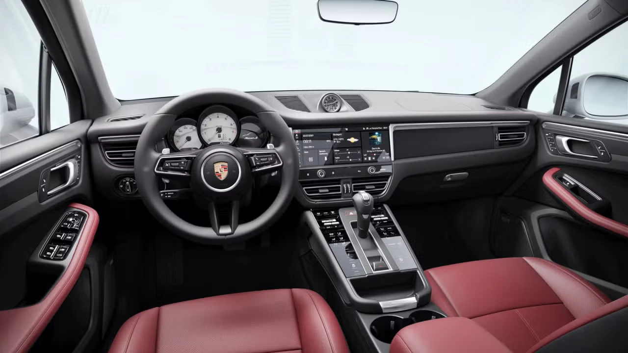 2026 Porsche Macan S - Image 28 of 30