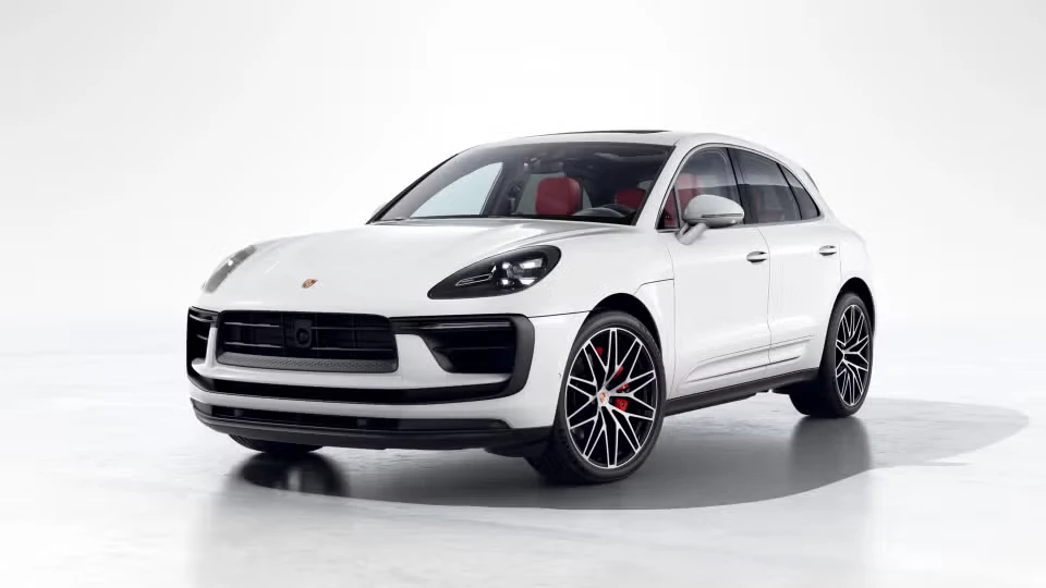2026 Porsche Macan S - Image 3 of 30