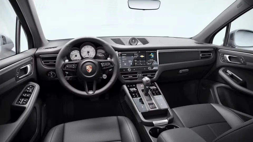 2026 Porsche Macan S - Image 27 of 30