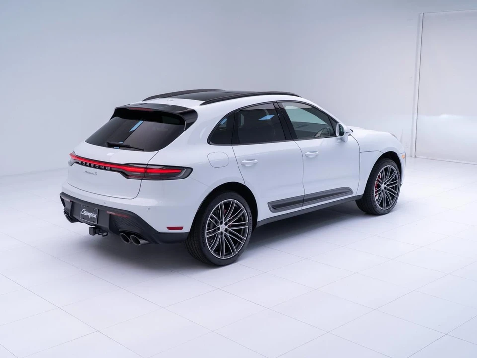 2026 Porsche Macan S - Image 9 of 31