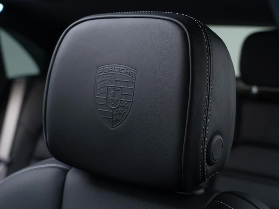 2026 Porsche Macan S - Image 21 of 31