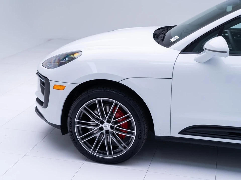 2026 Porsche Macan S - Image 11 of 31