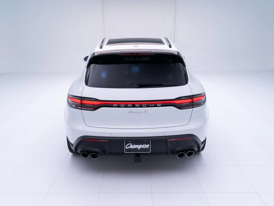 2026 Porsche Macan S - Image 10 of 31
