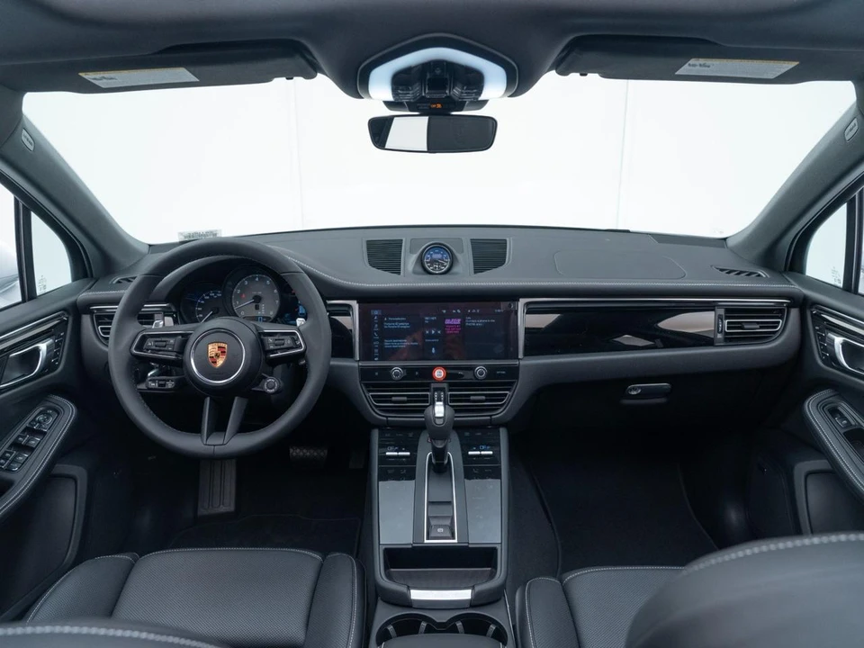 2026 Porsche Macan S - Image 30 of 31