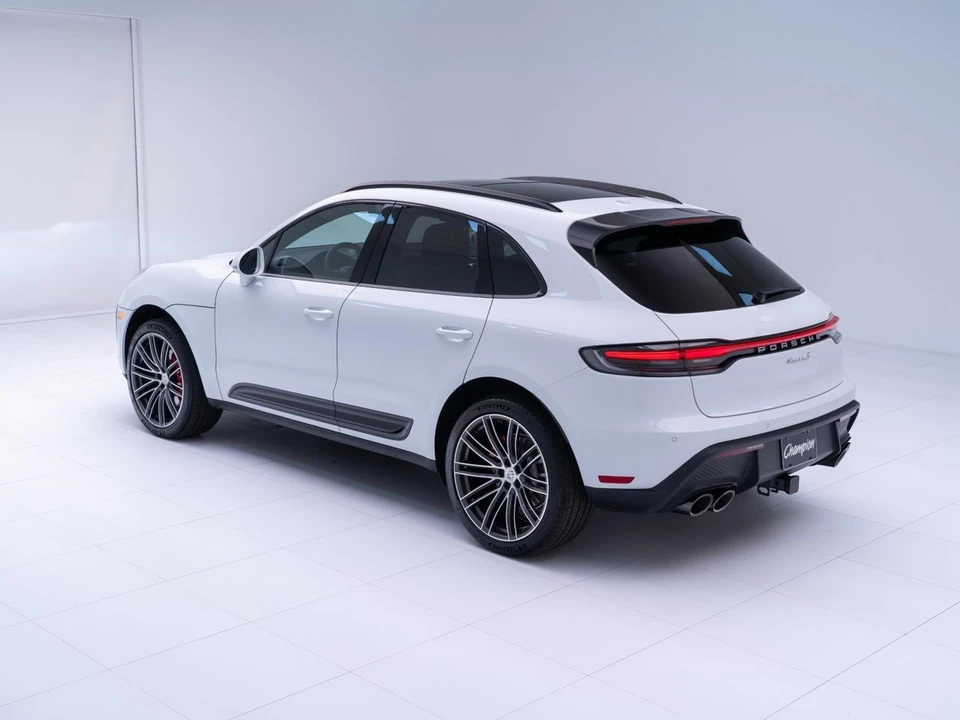 2026 Porsche Macan S - Image 3 of 31