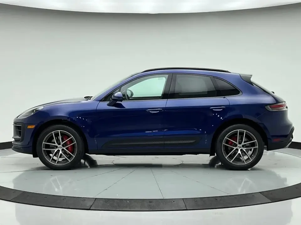 2026 Porsche Macan S - Image 15 of 31