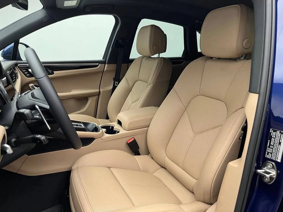 2026 Porsche Macan S - Image 5 of 5