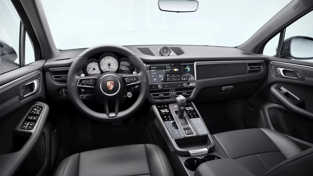 2026 Porsche Macan S - Image 28 of 31