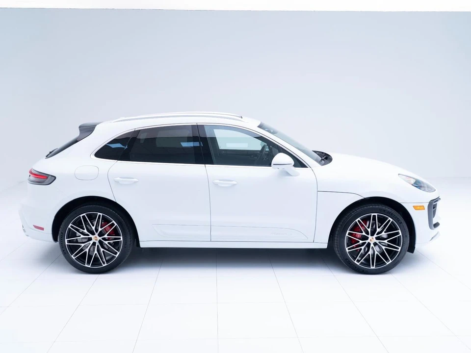 2026 Porsche Macan S - Image 8 of 31