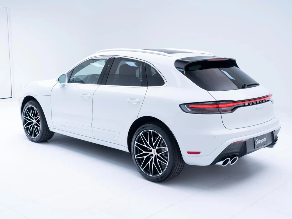 2026 Porsche Macan S - Image 3 of 31