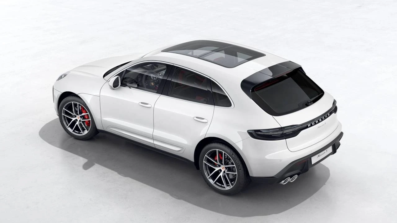 2026 Porsche Macan S - Image 4 of 10
