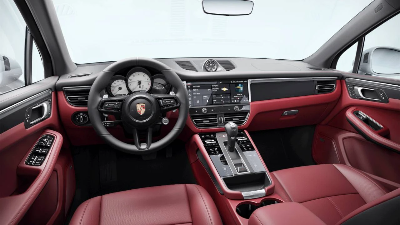 2026 Porsche Macan S - Image 9 of 10