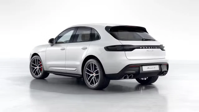 2026 Porsche Macan S - Image 18 of 31