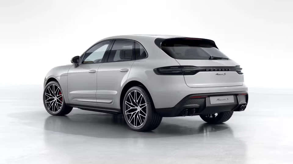 2026 Porsche Macan S - Image 19 of 31