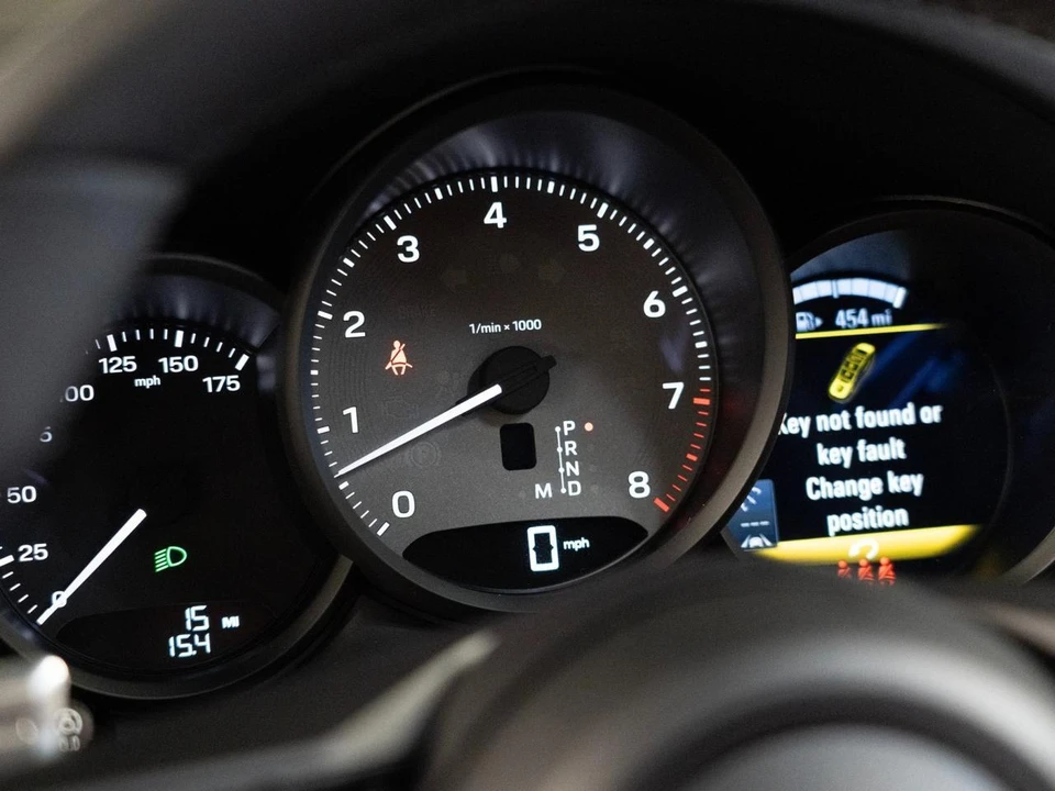 2026 Porsche Macan S - Image 19 of 29