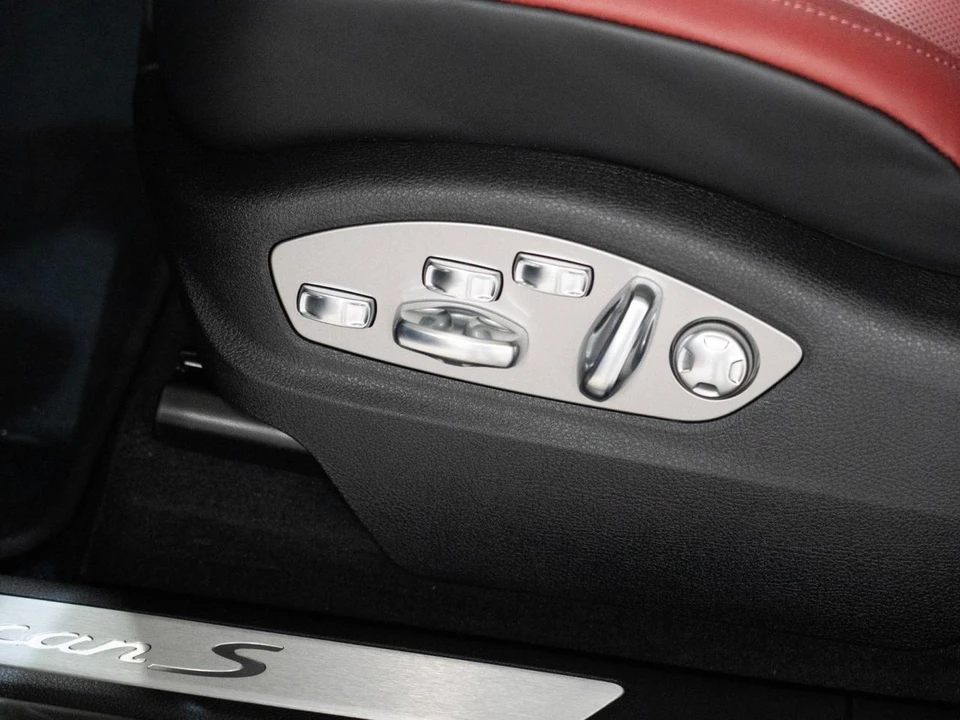 2026 Porsche Macan S - Image 13 of 29