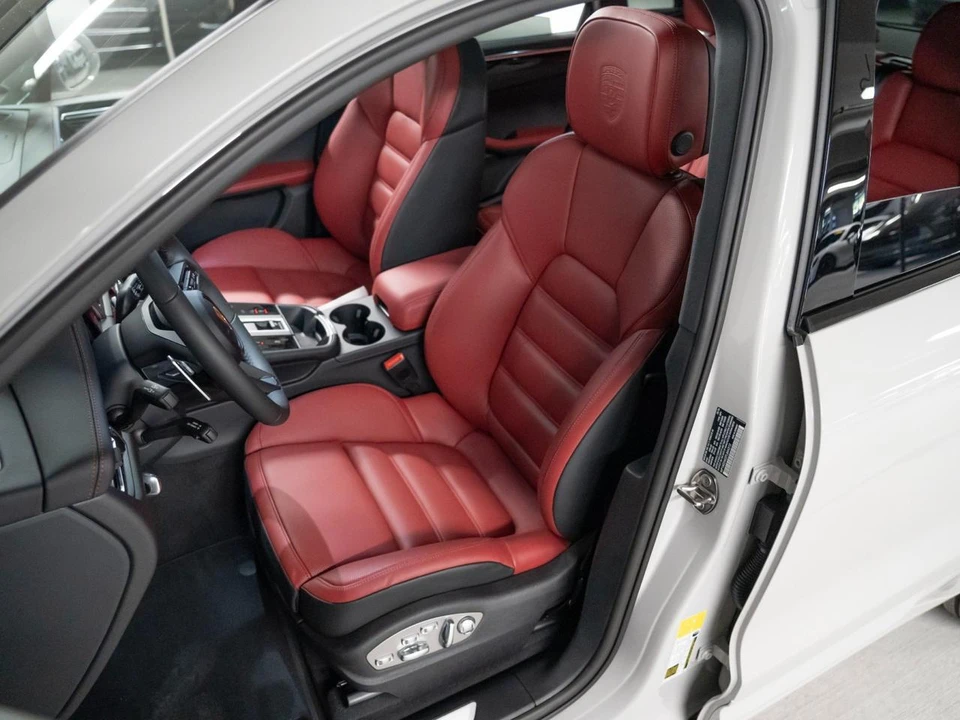 2026 Porsche Macan S - Image 5 of 29