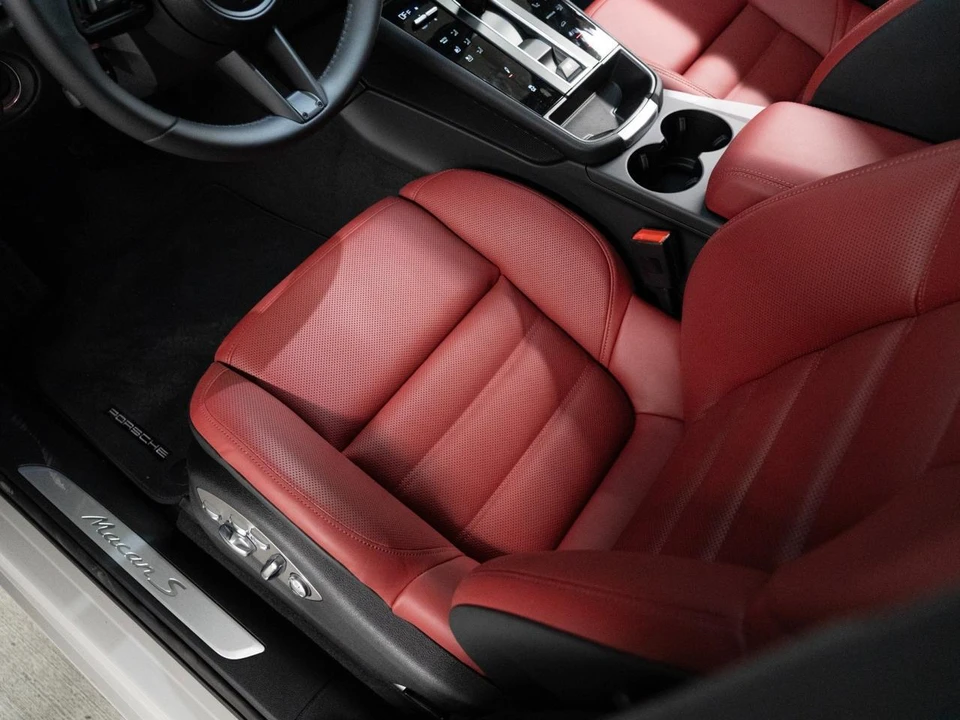 2026 Porsche Macan S - Image 14 of 29