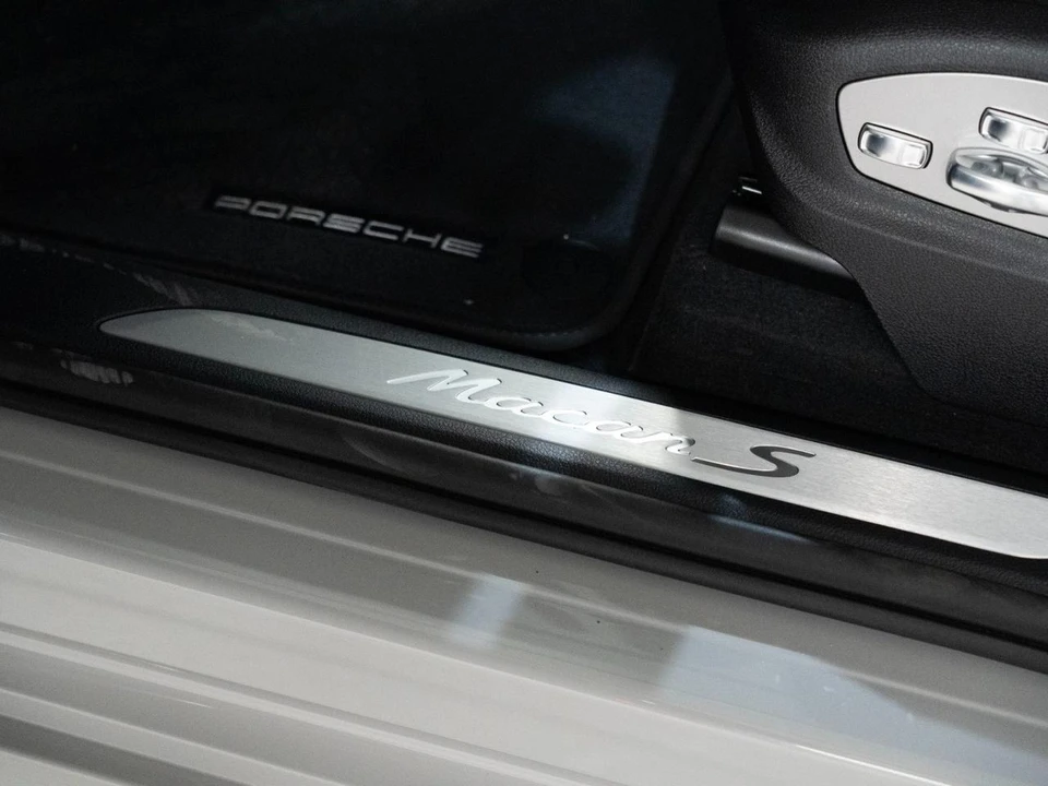 2026 Porsche Macan S - Image 12 of 29