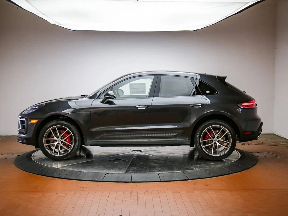 2026 Porsche Macan S - Image 2 of 5