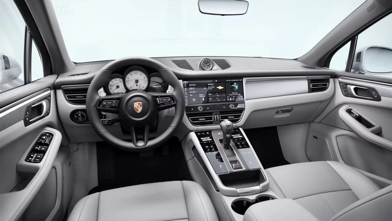 2026 Porsche Macan S - Image 28 of 30