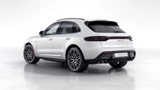 2026 Porsche Macan S - Image 17 of 30