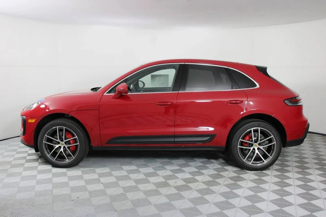 2026 Porsche Macan S - Image 2 of 5