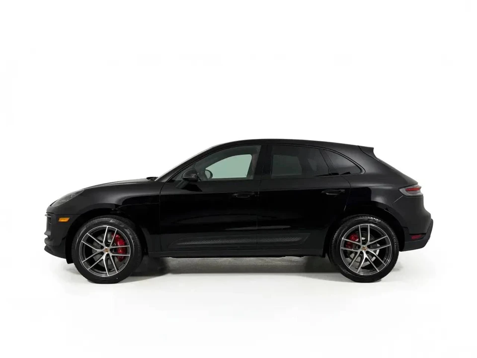 2026 Porsche Macan S - Image 2 of 5
