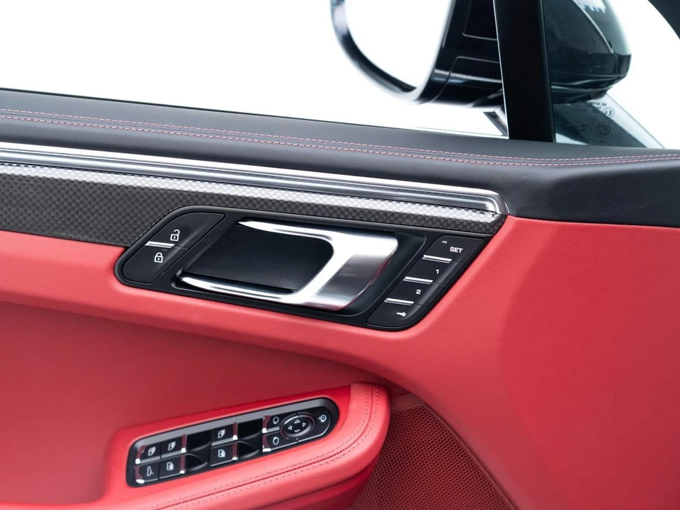 2026 Porsche Macan S - Image 22 of 31