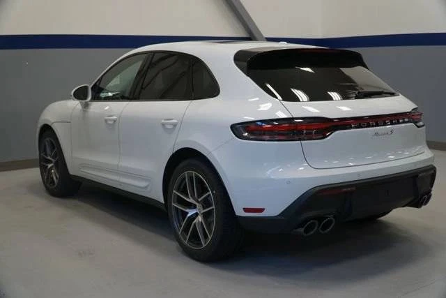 2026 Porsche Macan S - Image 3 of 5