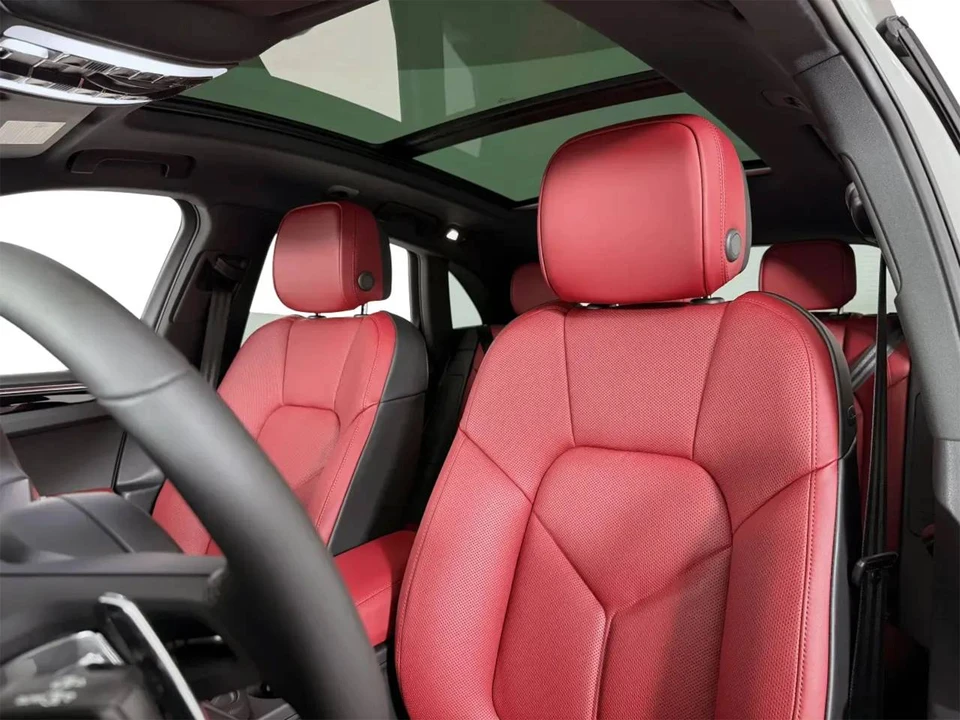2026 Porsche Macan S - Image 5 of 5