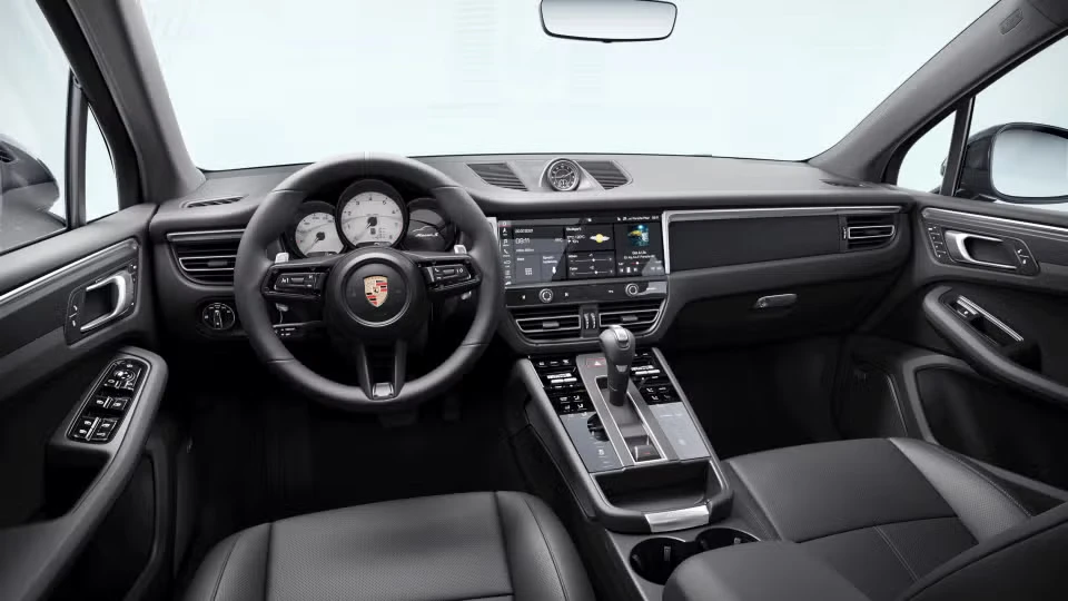 2026 Porsche Macan S - Image 27 of 31