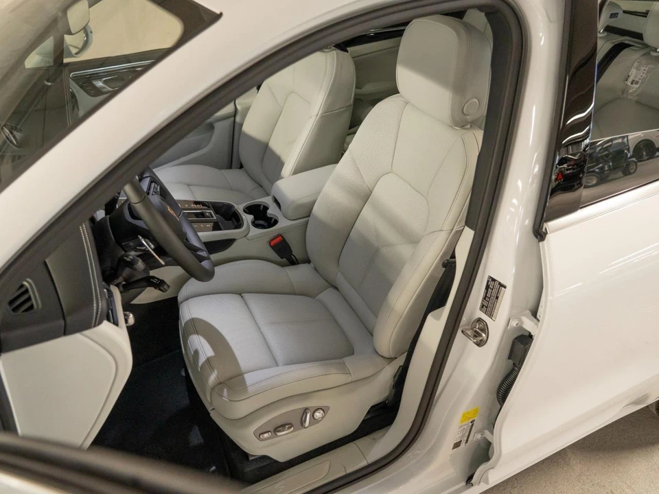 2026 Porsche Macan S - Image 5 of 29