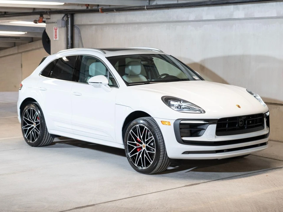 2026 Porsche Macan S - Image 7 of 29