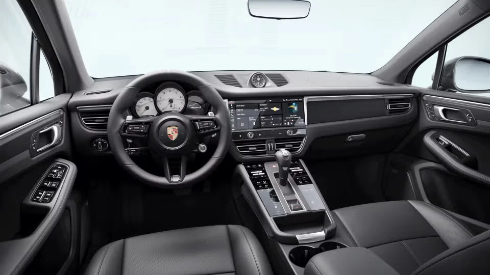 2026 Porsche Macan S - Image 27 of 30