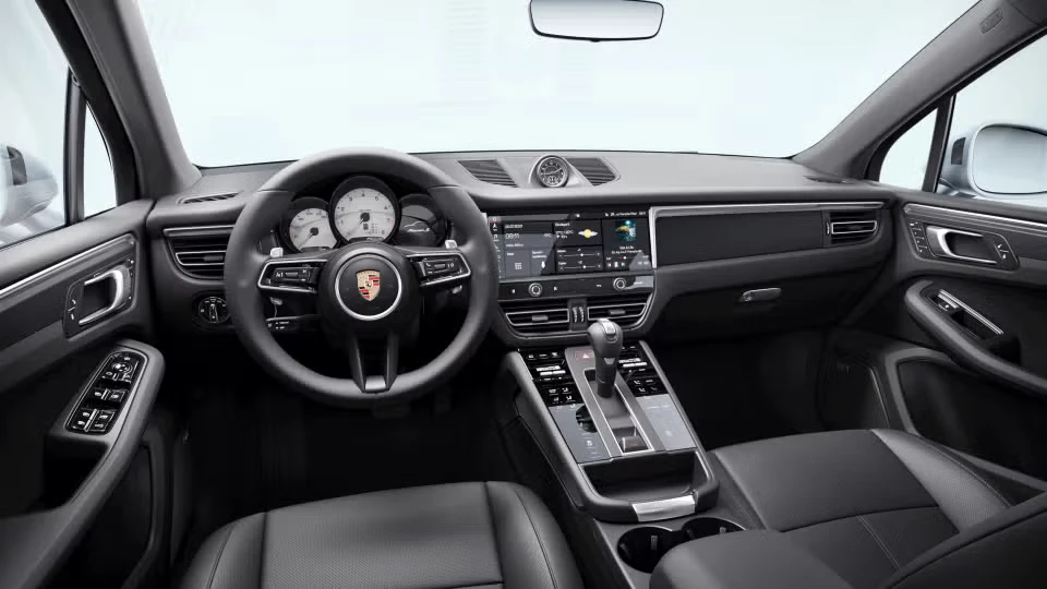 2026 Porsche Macan S - Image 27 of 30