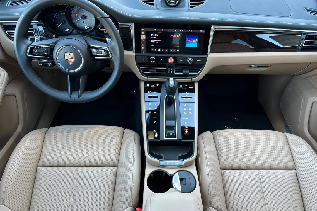2026 Porsche Macan S - Image 6 of 21