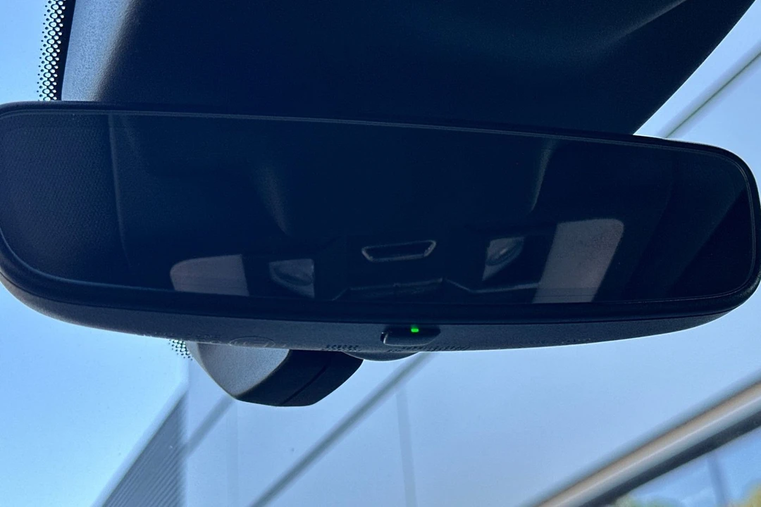 2026 Porsche - Image 22 of 31