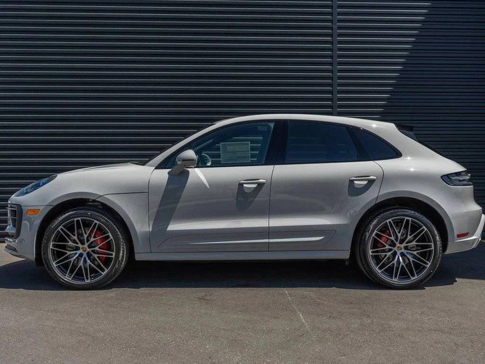 2026 Porsche Macan S - Image 2 of 5